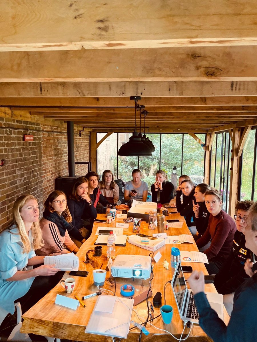 Isorex No-Aqua Ladies Cycling Team tweet media