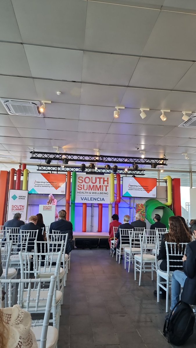 PovedaMerce's tweet photo. Comienza el @south_summit health and wellbeing Valencia 2021 @AjuntamentVLC
@LasNavesINN https://t.co/6NYKSw6r5D