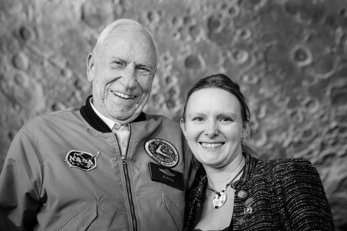 Victrix75's tweet photo. Thinking of this most gorgeous man today, as his family celebrate his life in #Houston at his #TreeDedication @NASA_Johnson I love and miss you every day @WordenAlfred  ❤️❌⭕️ I wish I could be there to celebrate with you. 🥰 https://t.co/PJqw1Kut5s