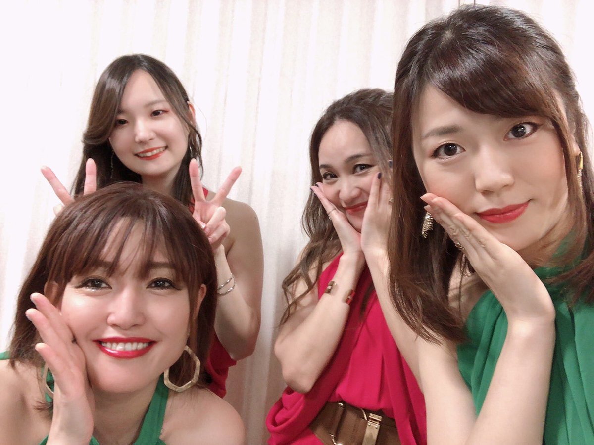 PeerClover's tweet photo. 🌟出演情報🌟
FI5VE RADIO STATION 11/2配信回に、peer cloverが出演させていただきました‼️
デビューシングルの話から恋の話、ライブ中のハプニングエピソードまで…ギュギュッとつまってます🌈✨
⬇️ぜひお聴き下さい⬇️
https://t.co/43yQgAbU3e
#FI5VE
#peerclover
#ラジオ配信 https://t.co/Fbv5FOlprw