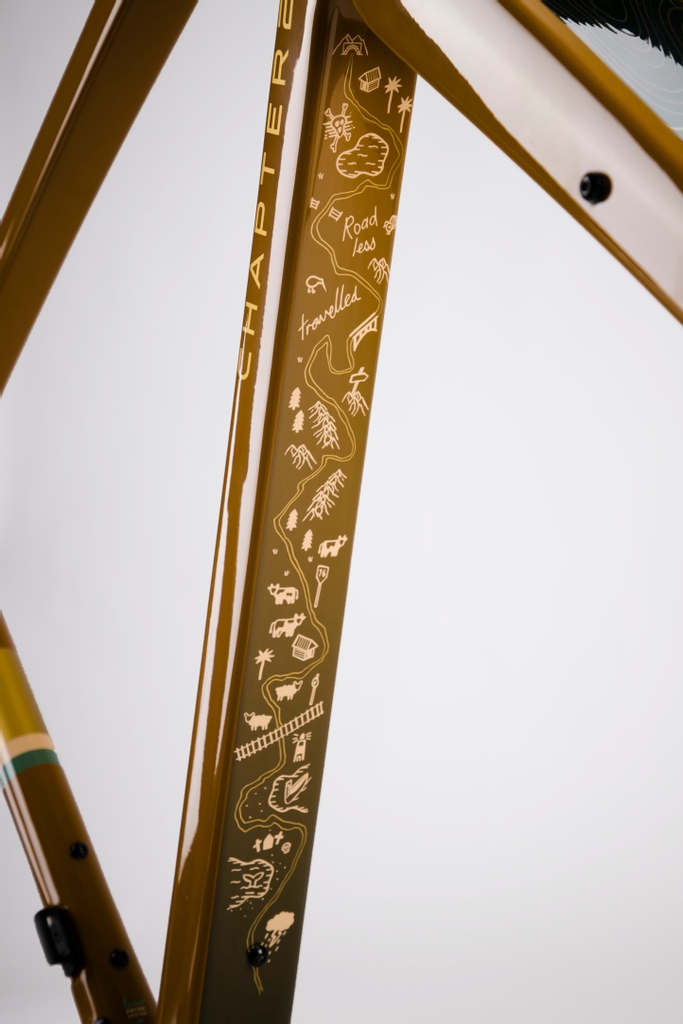 advntrcc's tweet photo. Chapter 2 Bikes of New Zealand have released a new colour for their AO gravel bike, The Rangipo.

Striking lines, and some beautiful decals, head to the site to read more about it.

#ADVNTR #gravel #bikepacking #mtb #newbike #chapterbikes #AO #rangipo #adventure https://t.co/7225M0fo4x