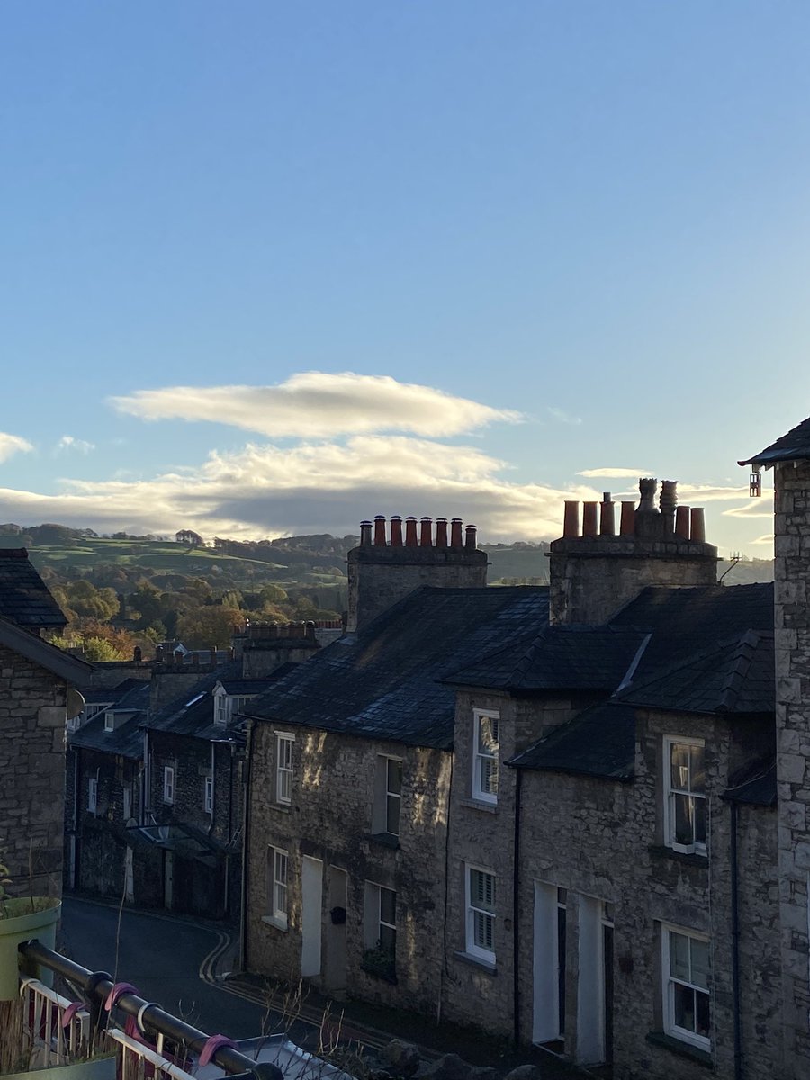 Happy Thursday from a beautiful Kendal #ThursdayMotivation #LakeDistrict #Cumbria