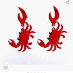 かわいいカニのイヤリングと思ったのに…想像以上に大きかったｗ