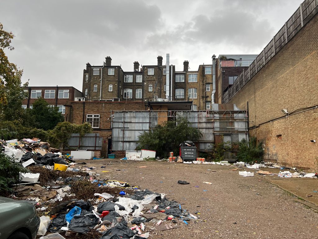 mzaplanning's tweet photo. Great to be involved in this site for a mixed use development in Croydon.  #development #mixeduse https://t.co/PpBnKi7KvZ