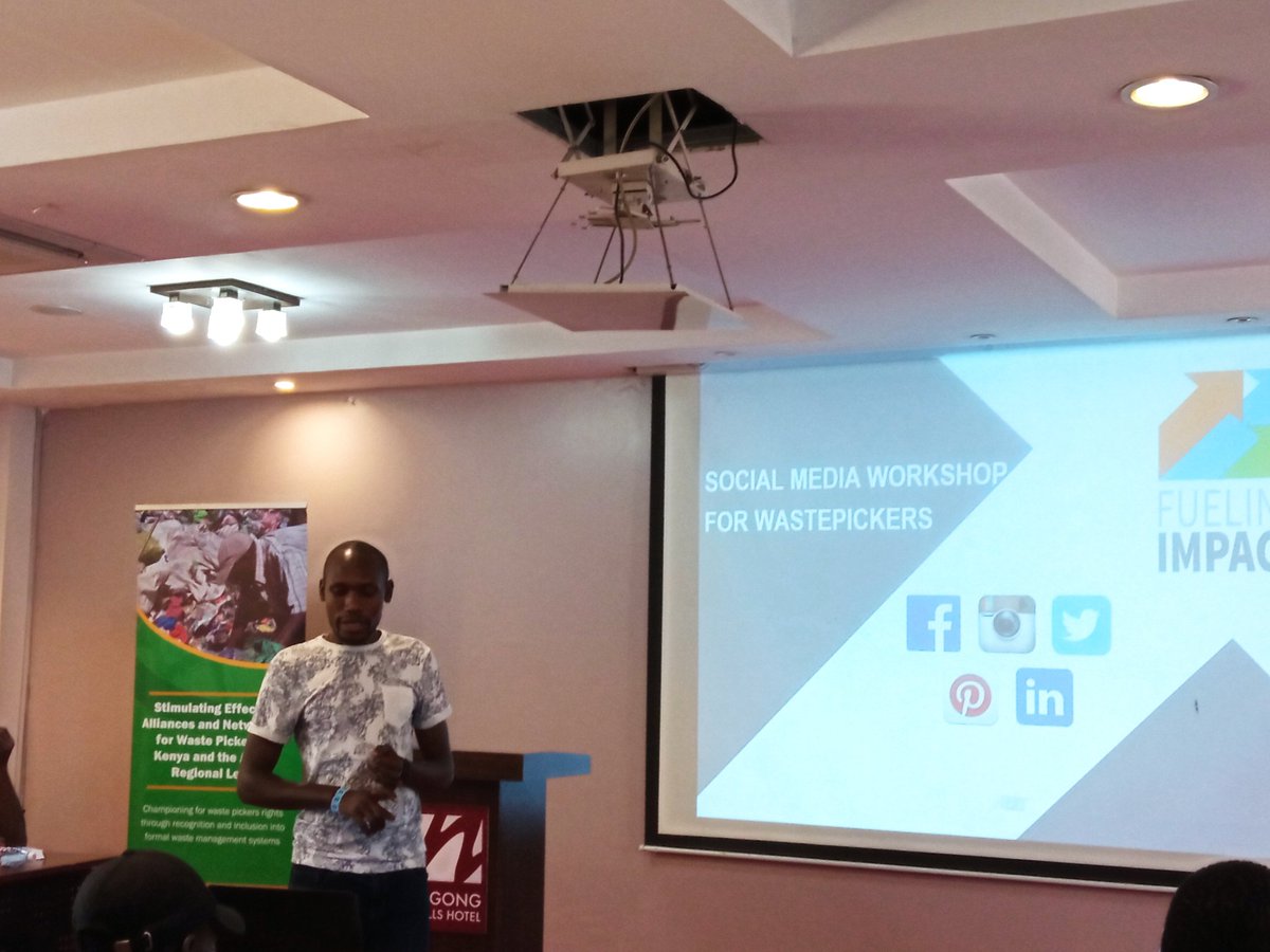 JamesWakibia's tweet photo. My colleague &amp; friend @benogeh training waste pickers from different corners of Kenya on the role media plays in advocacy. The meeting being held at a Nairobi hotel is organized by @CEJADKenya. 
Waste pickers play an important role in circular economy and they need to be heard. https://t.co/INkqmvtEtU