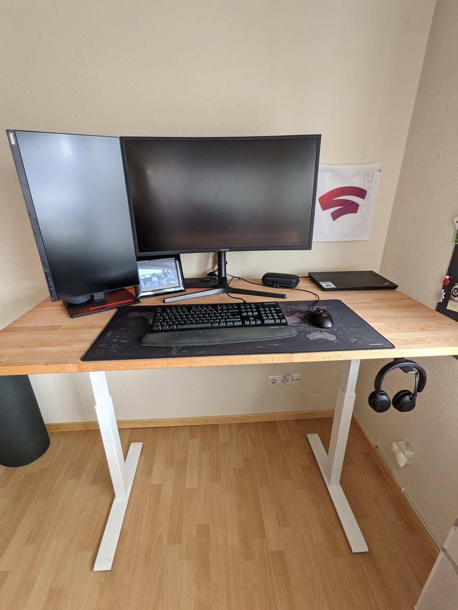 SrgMartin88's tweet image. Einfach Mal #Selbstexperiment wie lange ich diesen nicht Anfassen werde. Hab die #Switch zum zocken und #Stadia via #GoogleTV. Verkaufen lohnt sich noch nicht aber mittels Firmen Laptop kann ich locker Mails Checken &amp;amp; via Google Docs alles tipseln #Wenigeristmehr