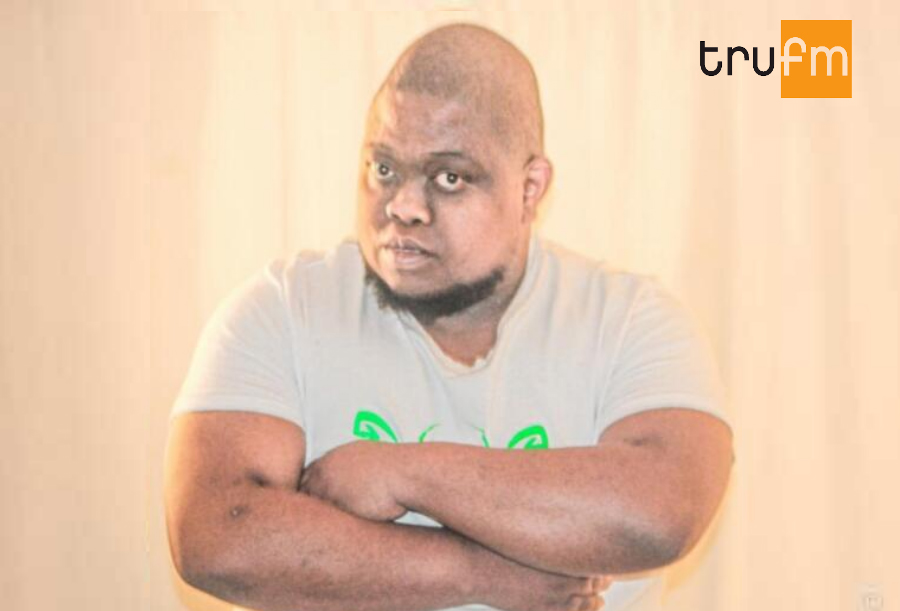 Vincemcduda's tweet photo. Good day fam , just incase you missed my October mixs on the  @The411TruFM fell free to check them out on the link below Danko
https://t.co/Dcu8BzruBq https://t.co/dtRIooX1pI