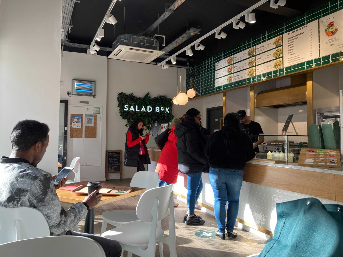 _saladboxuk's tweet photo. Good Morning!

Pop in for a coffee or light bite on the go, start your day right ⭐️

📍 Birmingham https://t.co/KSZNNGfmya