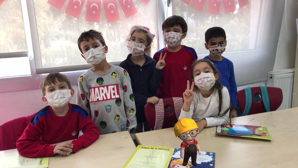 BKkarsiyaka's tweet photo. 1. Sınıf öğrencilerimiz STEM dersinde arkadaşımız Portakal’a #INTEACHAR uygulamasını kullanarak hayat verdi. @benaykaragz @cuneytd1 @mserhankal #STEMgelecektir https://t.co/l4RBupZuwM