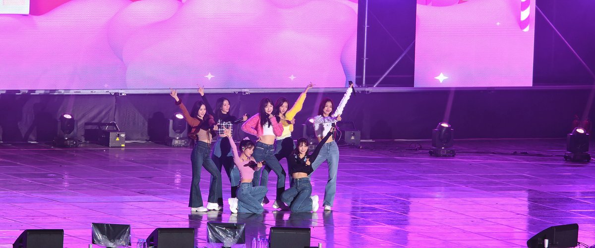 211030 K-POP in Suncheon - 오마이걸(Dun Dun Dance+Dolphin) 
youtu.be/XgOfbuAIatM
#오마이걸