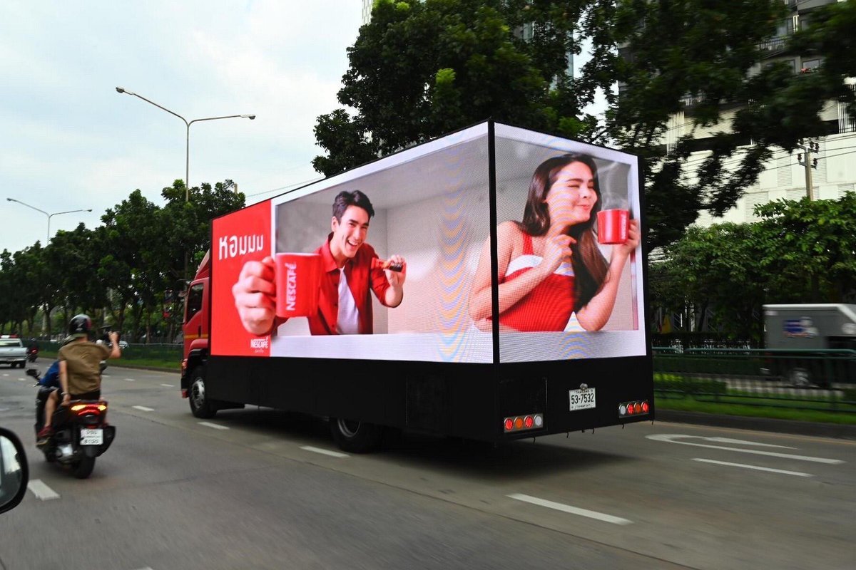 AllNews_th's tweet photo. สุดต๊าช! ถ่ายรูปประชัน ณเดชน์-ญาญ่ากับเนสกาแฟ Moveable 4D Experience โฆษณาเคลื่อนที่สี่มิติครั้งแรกในเมืองไทย

อ่านต่อที่👉🏻
https://t.co/GGEqSBqIcg

#ณเดชน์  #ญาญ่า
#nadech #urassayas #kugimiyas #nadechyaya #ณเดชน์ญาญ่า 
#yaya https://t.co/Kuk1nXjnCh