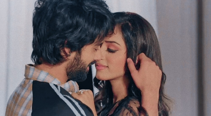 They are so khoobsurat 🥺❤ Their love has progressed gradually and it's so beautiful where they are today🥺❤

#YehHaiChahatein  #RuSha #AbrarGun