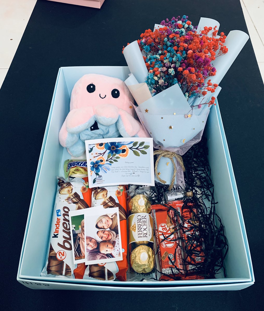 foreveryours_co's tweet photo. Gift speaks when the words don't.💕 https://t.co/CBRFAMws4W