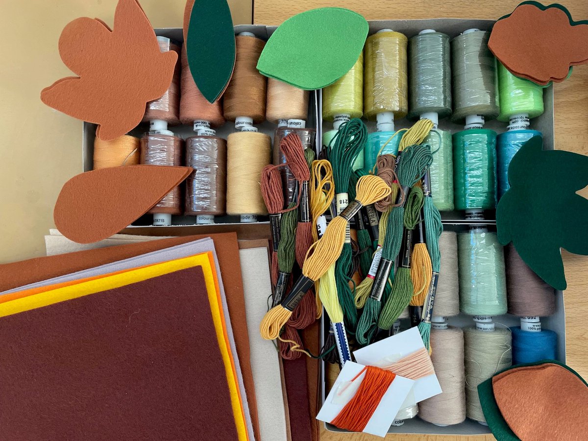 YSJEduTech's tweet image. Preparing resources for a textile teaching session next week - padded felt leaves in lovely autumn colours🍂🤎
