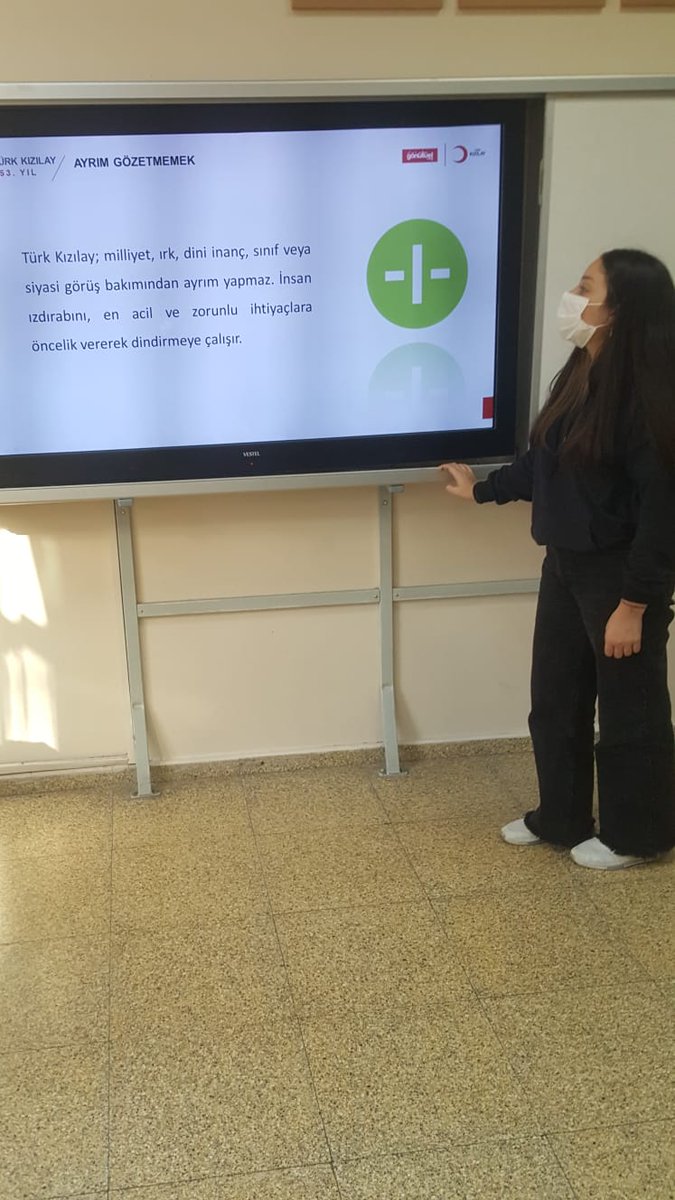 Kızılay Haftası kapsamında tüm sınıflarımızda öğrencilerde farkındalık oluşturmak için  sunumlar yaptık.#İyilikKanımızdaVar  <a href="/BakirkoyMEM/">Bakırköy İlçe Millî Eğitim Müdürlüğü</a> <a href="/istanbulilmem/">İstanbul İl Millî Eğitim Müdürlüğü</a> <a href="/cepni6144/">M.Fatih Çepni</a>