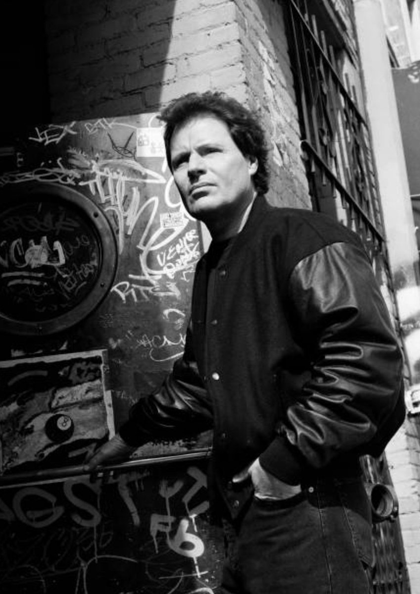 BeaconPurple's tweet photo. Happy Birthday to American singer, songwriter, harmonica player, pianist and guitarist Delbert McClinton, born on this day in Lubbock, Texas in 1940. 🎂🎉🎶 https://t.co/DAqoQ7LezK