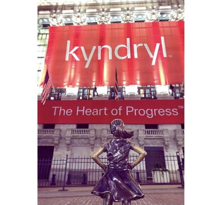 AngeloCirocco's tweet photo. Today is a very special day. Later today Kyndryl CEO, Martin Schroeter will ring the bell at the NYSE, announcing Kyndryl as an independent publicly trading company.  Customers are the centre of gravity, their success is our success. 

#Kyndryl #HeartOfProgress #WeAreKyndryl https://t.co/hkl0RbdfHq