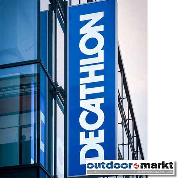 MarktOutdoor's tweet photo. Decathlon passt sein Fiiialnetz in Deutschland an. Die Zahl der Filialen wird reduziert werden – eine Abkehr vom Prinzip Wachstum durch immer mehr Stores.

https://t.co/5csaO8e8dL

#outdoor #handel #decathlon https://t.co/fk3s6kJfe3