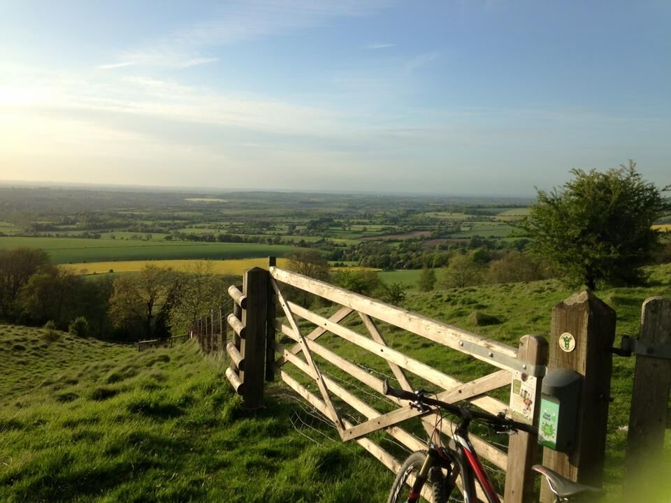 Outdoor Classroom Day returns today! Whether you are looking for outdoor lesson ideas for school, or play ideas at home. They have lots of great resources available - bit.ly/3BJFDwQ What will you try? #MovingRotherham