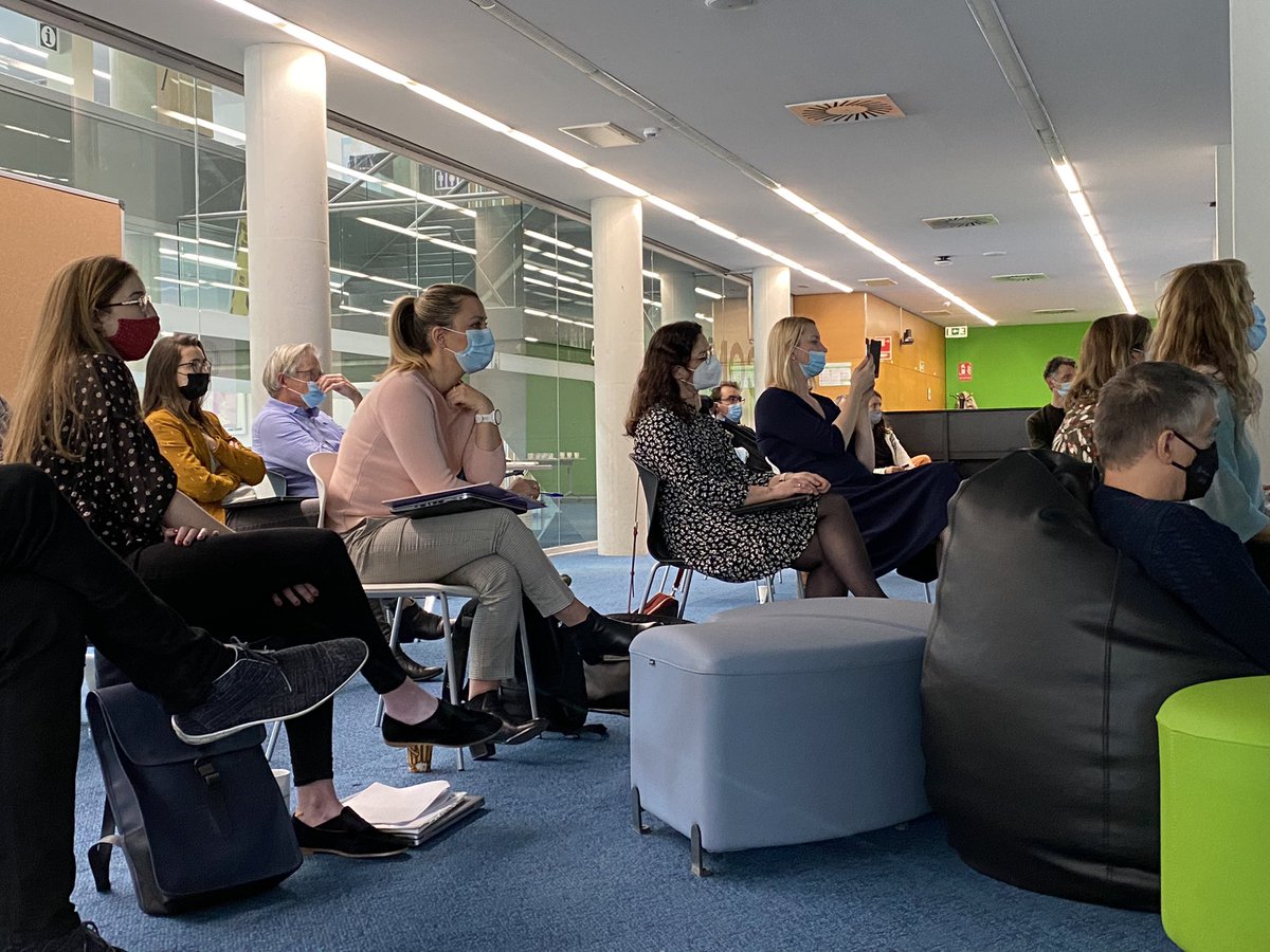 HeliHarrikari's tweet image. SMART-ER of #H2020 @ECIUniversities together now in sunny Barcelona. The crew finally meeting together to talk about #research #challengebased #smartecosystems #EuropeanUniversity