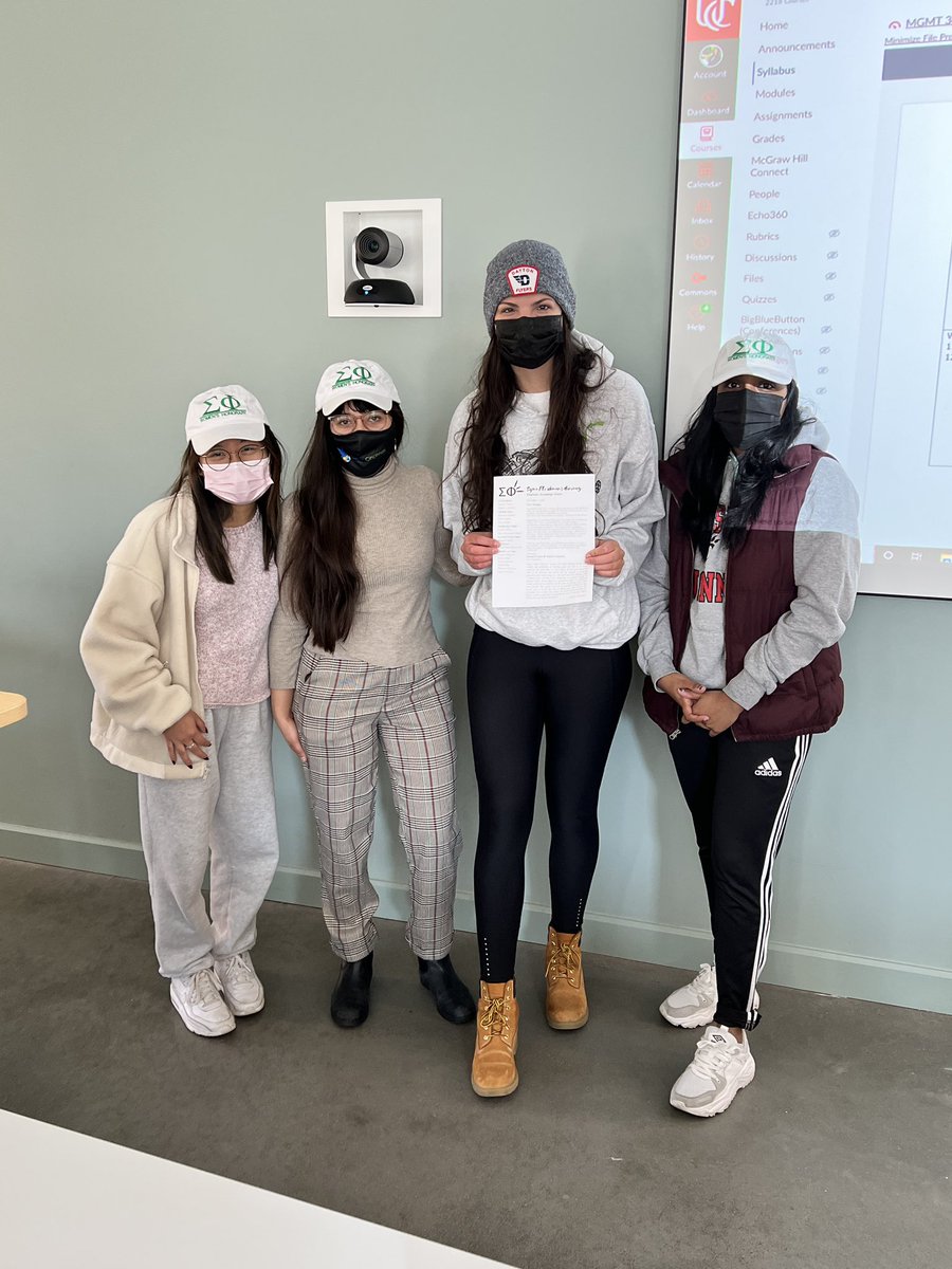 …Morgan McLaughlin! 🌼🕊💚