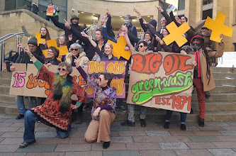 DivestSPF's tweet photo. Huge thanks to all who came to Discobedience🕺&amp; our awesome speakers @billmckibben ,@RevYearwood ,Megan Rose -@Fridays4future,Zoe Lafferty- @drop_BP ,Coll McCaill -@StopCambo, @jonmolyneuxSGP &amp; @CllrGrahamC Big oil has wrecked our planet for decades; #StopFundingFossilFuels now✊ https://t.co/pQp2vCq5kC