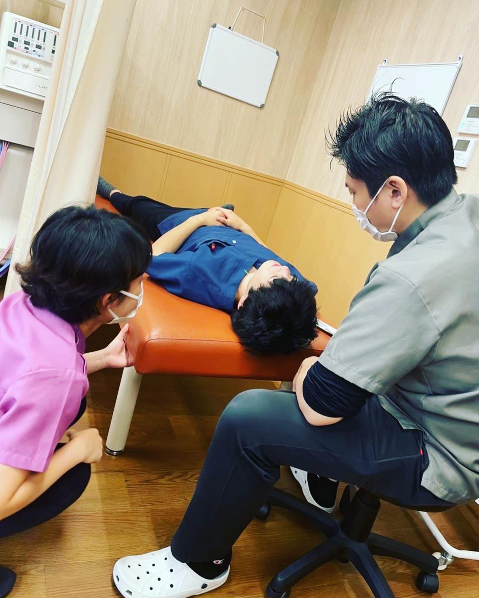 musubi0823's tweet photo. 顎関節の動きは顎の筋肉だけではなく
側頭部や頸の筋肉を連動します！

ポイントを選んで施術を行います♪

篠崎駅前結び整骨院・鍼灸院
03-6876-0371

#女の子ベビー #篠崎駅前結び整骨院・鍼灸院 #篠崎駅前結び整骨院 #篠崎 #ケガ #怪我#江戸川区 #篠崎町 #篠崎駅前 #篠崎駅 #整骨院 #鍼灸院 #産後 https://t.co/HrcdwyYCZg