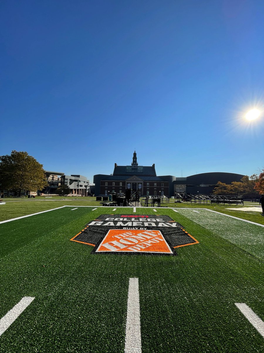 nrbauer's tweet photo. Good morning, @CollegeGameDay. https://t.co/qU7NpxfUPh