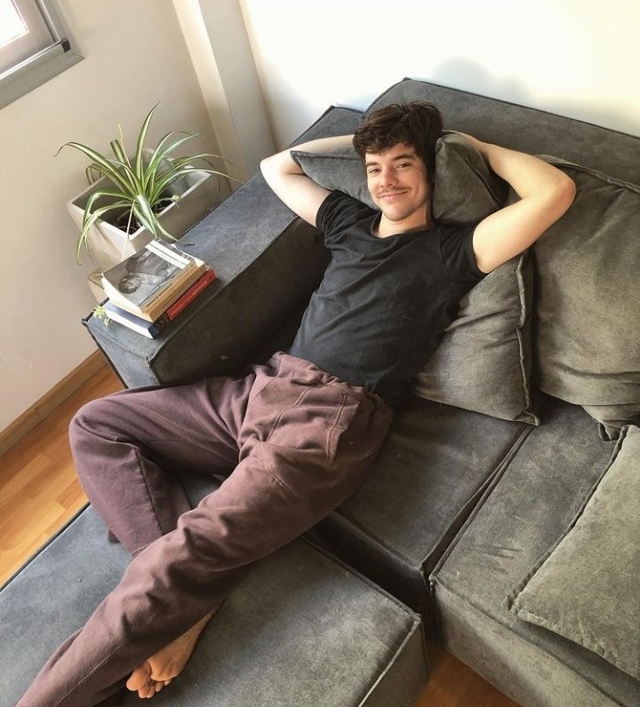 alterloverg's tweet photo. Comfy tatito 💖 https://t.co/JHHTgw1Mft