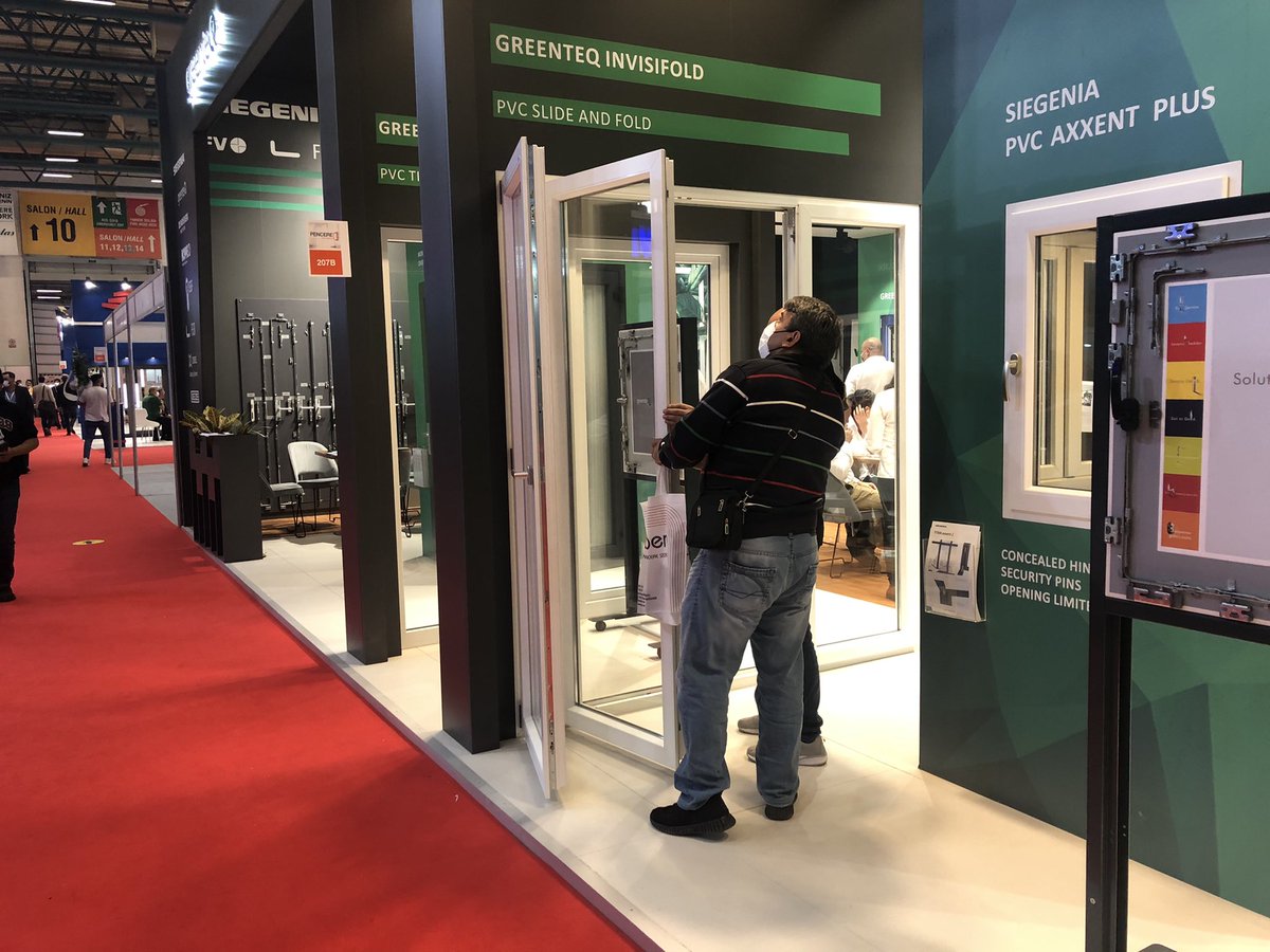 VBHTurkiye's tweet image. Standımız yerli ve yabancı fuar ziyaretçilerin ilgisini çekmeye devam etmekte.

Devam eden veya yeni başlayacağınız projeleriniz için lütfen bizi arayınız. 

Salon: 2 / Stand : 207-B

📲 +90 (212) 604 6060 @vbhturkiye 

#avrasyapencerefuarı #pencerefuarı