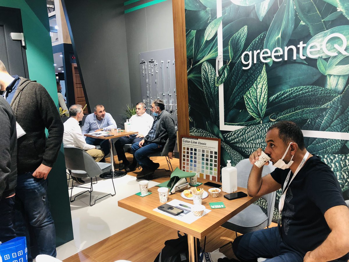 VBHTurkiye's tweet image. Standımız yerli ve yabancı fuar ziyaretçilerin ilgisini çekmeye devam etmekte.

Devam eden veya yeni başlayacağınız projeleriniz için lütfen bizi arayınız. 

Salon: 2 / Stand : 207-B

📲 +90 (212) 604 6060 @vbhturkiye 

#avrasyapencerefuarı #pencerefuarı