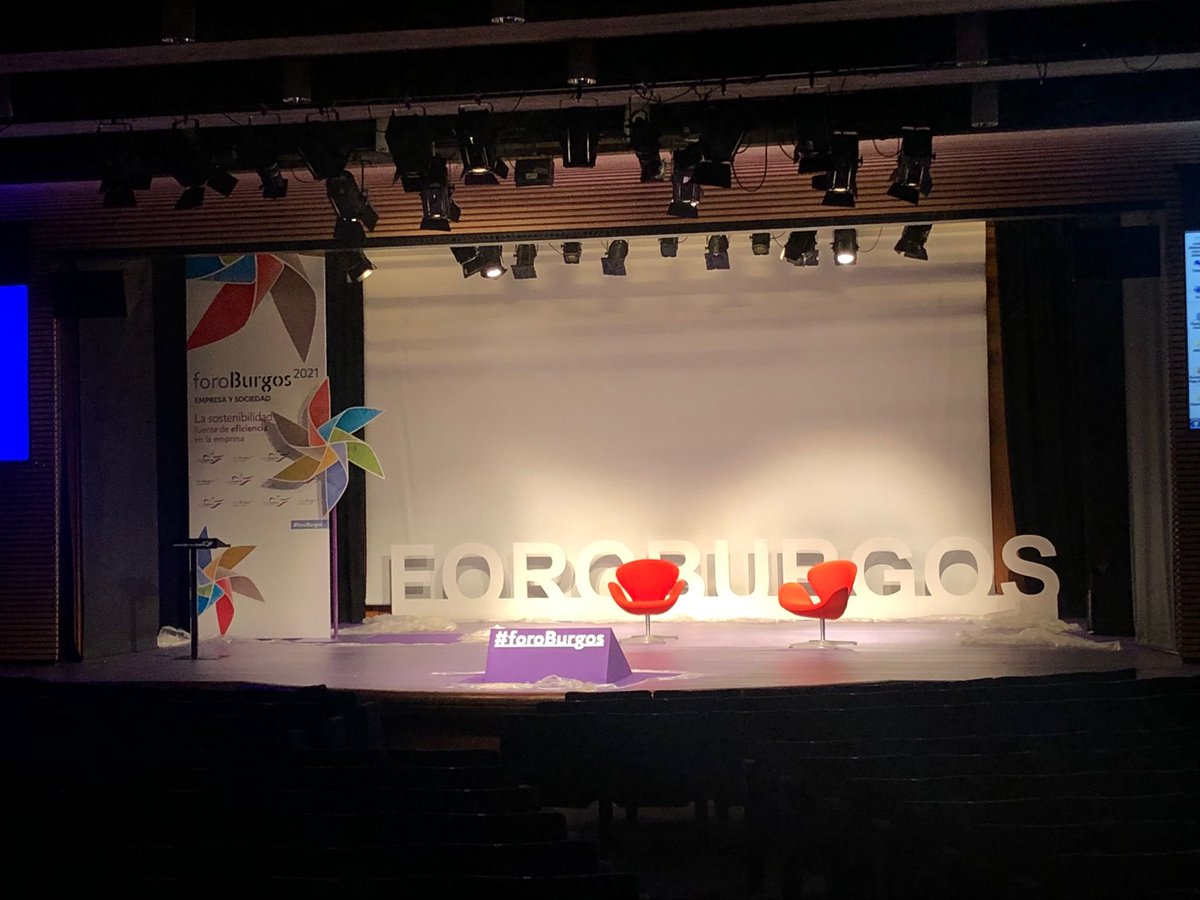 emprendeCdB's tweet photo. 📢Everything is under control... 3 horas antes de que dé comienzo la XIII #foroBurgos 2021!
..y es que contamos con los mejores colaboradores locales como @tituloinfo, @SANcotec @automata2006 y nuestro super equipo de @CulturalCBurgos

👏🏻👏🏻¡Gracias por vuestro esfuerzo final!👏🏻👏🏻 https://t.co/G1nk78yySf