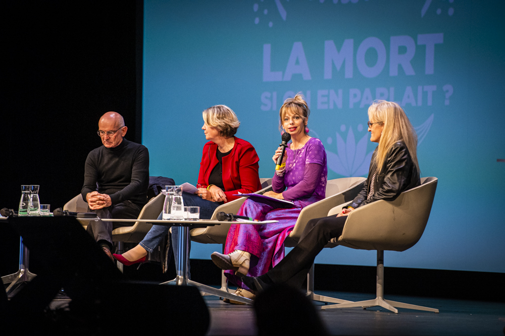 Groupe_VYV's tweet image. [#BriserLesTabous] L'événement "La mort, si on en parlait" a débuté il y a quelques heures !

Pour suivre les conférences en ligne, rendez-vous sur lamortsionenparlait.okast.tv