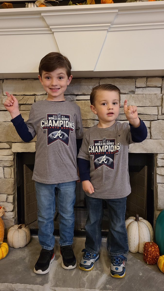 CandiceBHall's tweet photo. Wearing our #worldserieschamps2021 gear today @Braves! #battlewon #thisiswhywechop #BravesCountry ❤⚾️💙🏆☝ https://t.co/kPr9WZPne5