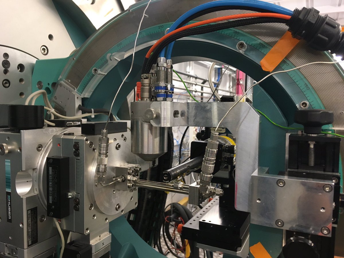 Day 2 <a href="/ALBAsynchrotron/">Sincrotró ALBA💡</a> and time for some in situ PXRD measurements - fingers crossed no oxidation 🤞🤞🤞
#RealTimeChem