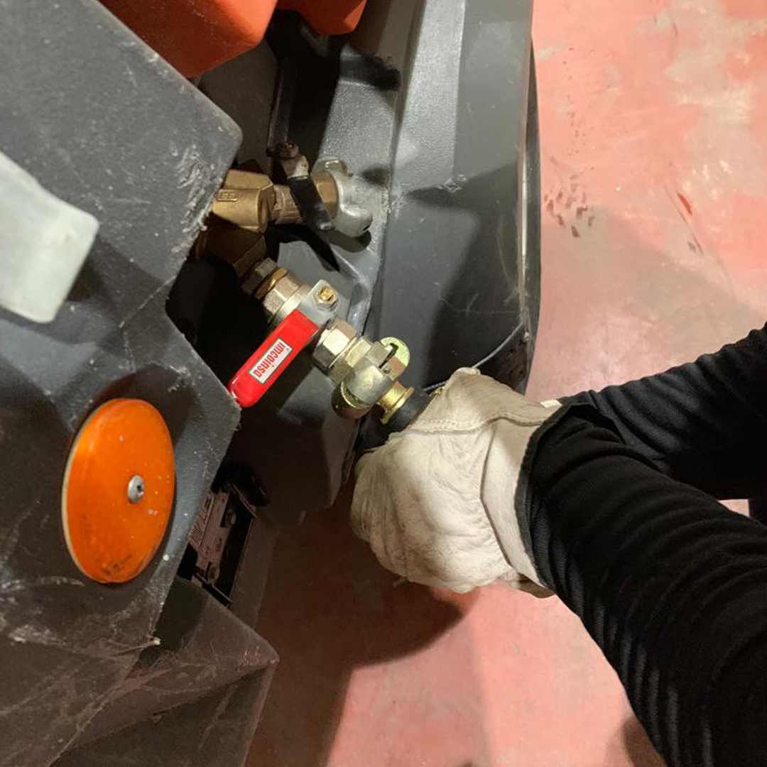 HomsRentals's tweet photo. Conoce nuestros #compresoresaire @DoosanEquipment, sus características y funcionamiento con los que podrás proporcionar energía a tu maquinaria.
+info en el #blogHoms: https://t.co/pCAl2fEvfy
#Alquilaonline: https://t.co/1G5ozzVAXL https://t.co/xQithrxdDZ
