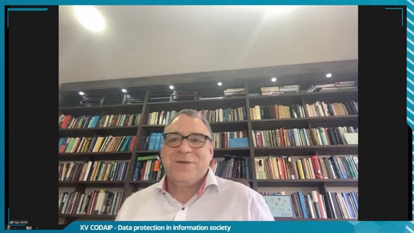 Ao vivo no XV #CODAIP, Ingo Sarlet e Thomas Hoeren falam sobre a proteção de dados pessoais na sociedade informacional.

Acompanhe: youtu.be/R1xeqq4RVk4