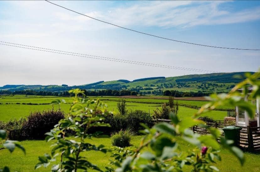 WeAcceptPets's tweet photo. ๐ Book a stay at Templand Cottages in November or December and receive ยฃ100 off. Message them direct to book to receive this fantastic discount.๐
https://t.co/04jTCjKOlZ
#Templand #Thornhill #Dumfries #HolidayCottages #PetFriendly #FamilyFriendly #HotTub #SwimmingPool #Lochs https://t.co/lVHFPP7h3T