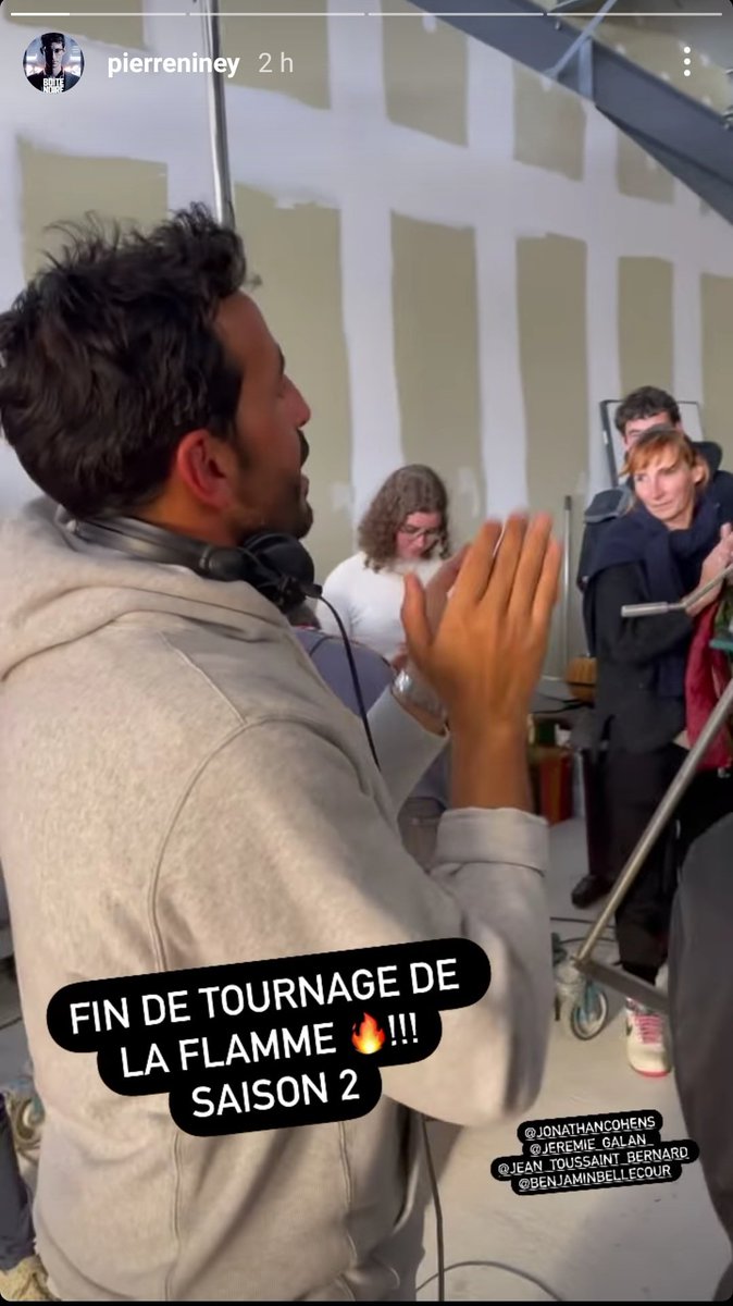 OutOfCohen's tweet photo. Fin de tournage de La Flamme saison 2 🔥🔥 https://t.co/CnxTonX6zn