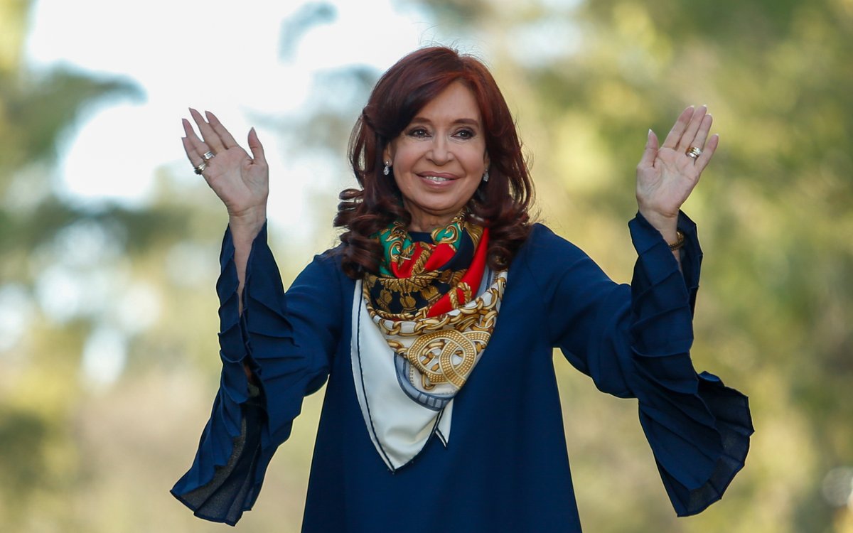 Kicillofok's tweet image. #FuerzaCristina