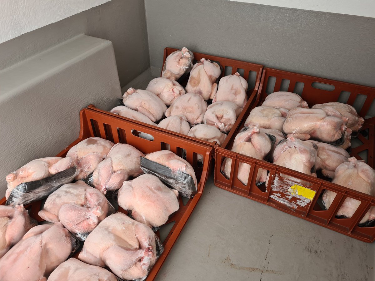 GeordieButcher's tweet photo. I support @nufcfoodbank &amp; @WEFoodbank when at the match with cash in the buckets, but today is the 1st time I've made a food donation, I've a shop in Gateshead and a freezer full of chickens, hopefully these will provide Some nice hot dinners for those that need them! #NUFC https://t.co/pVXw6N90S0