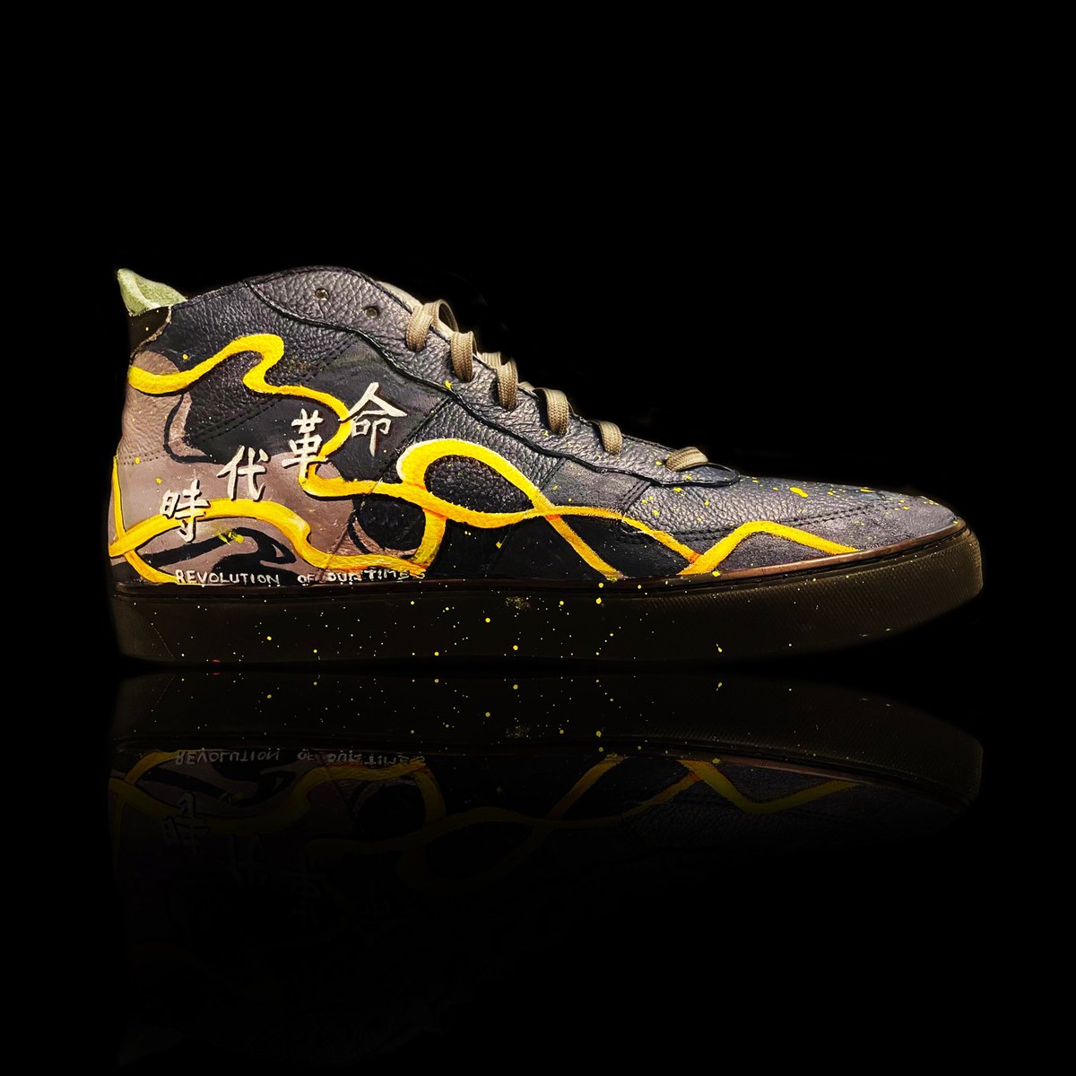 EnesFreedom's tweet image. Hong Kong used to be one of the freest cities in the WORLD.

But in recent years, that has all changed.

The brutal Chinese government’s goal is to bring Hong Kong under its TOTAL control.

We must support Hongkongers and their struggle for freedom.

#FreeHongKong 

#FreedomShoes