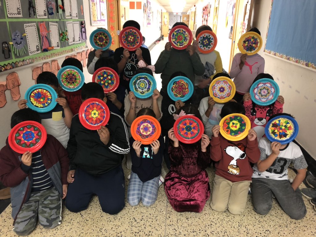 maryfernando29's tweet photo. Happy Diwali from Mrs. Fernando’s Grade 3 Class! @TDSB_ESPS https://t.co/jdCP7krpN8