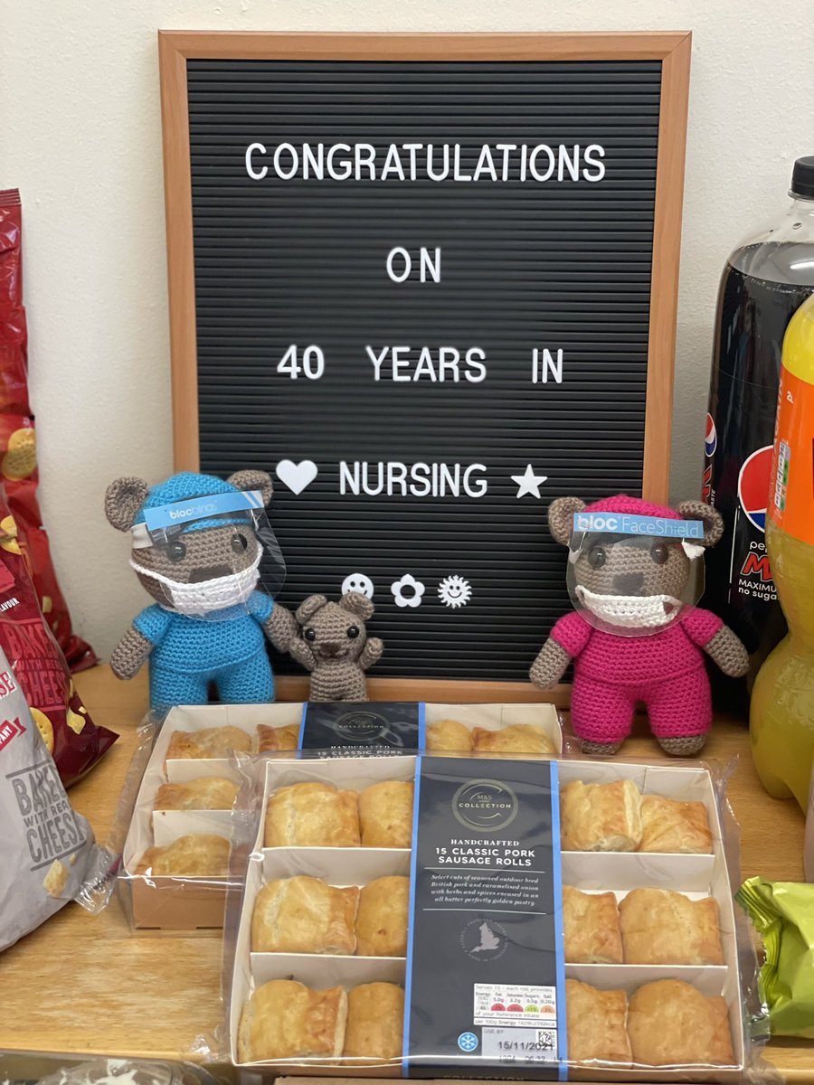 LancsEndoRPH's tweet photo. A #fantastic surprise for our #lovely #manager Jackie (ADA) #40years #nursing service for the #nhs⭐️⭐️👩🏻‍⚕️Well done Jackie 🤩🤩🌈on your career! You are  amazing ✨💫⭐️thankyou for all your hard work from all your #endoteam @LancsEndoRPH @LancsHospitals 💙✨✨ https://t.co/TCNGAYcQYW