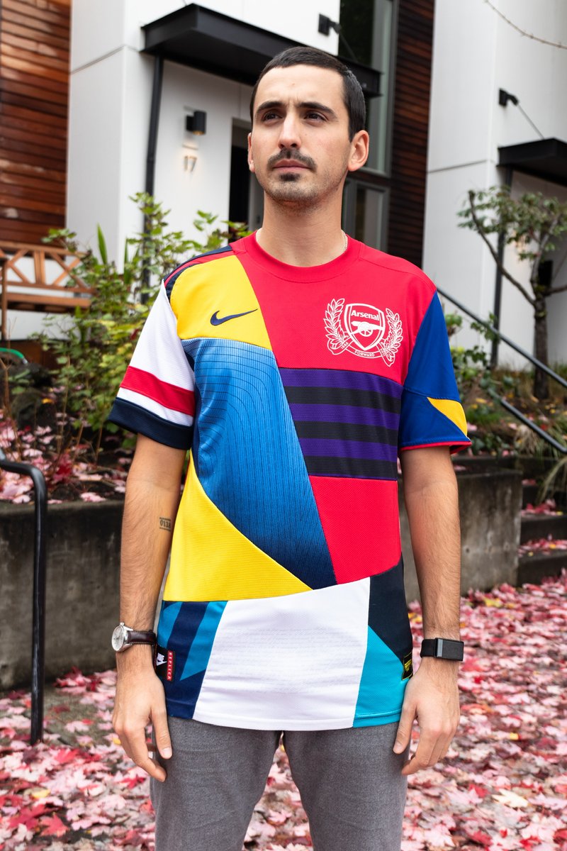 SoccerBible's tweet photo. Celebrating the 20 year partnership between Nike and @Arsenal (1994-2014) @PTrophyStudio have created a special 1 of 1 mashup, made from 20 jerseys from the era.

Get a closer look here: https://t.co/Ix9ZhXGwIV https://t.co/rQNmluAUDJ
