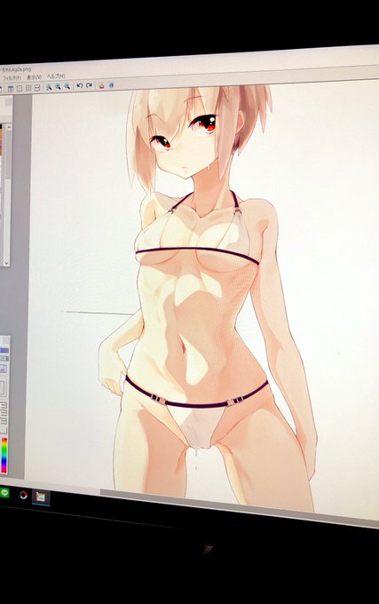 お絵描き進捗。
ネット使えないから直撮り 