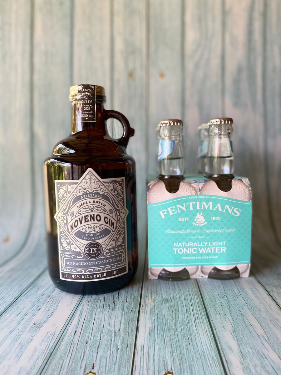 No te recomiendo perderte #LaEramoderna mañana, porque estaremos regalando este Gin Noveno (@novenogin en IG) de litro + un pack de tónicas que nos dejó <a href="/nachadavis/">Maria Davis</a>, así que👂🏻a horizonte.cl