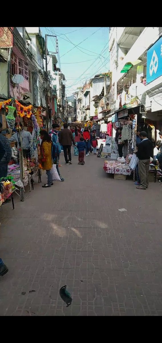 Itspranavp's tweet photo. @KansaThali Tallital Bazar, Nainital https://t.co/qKI7ade4zc
