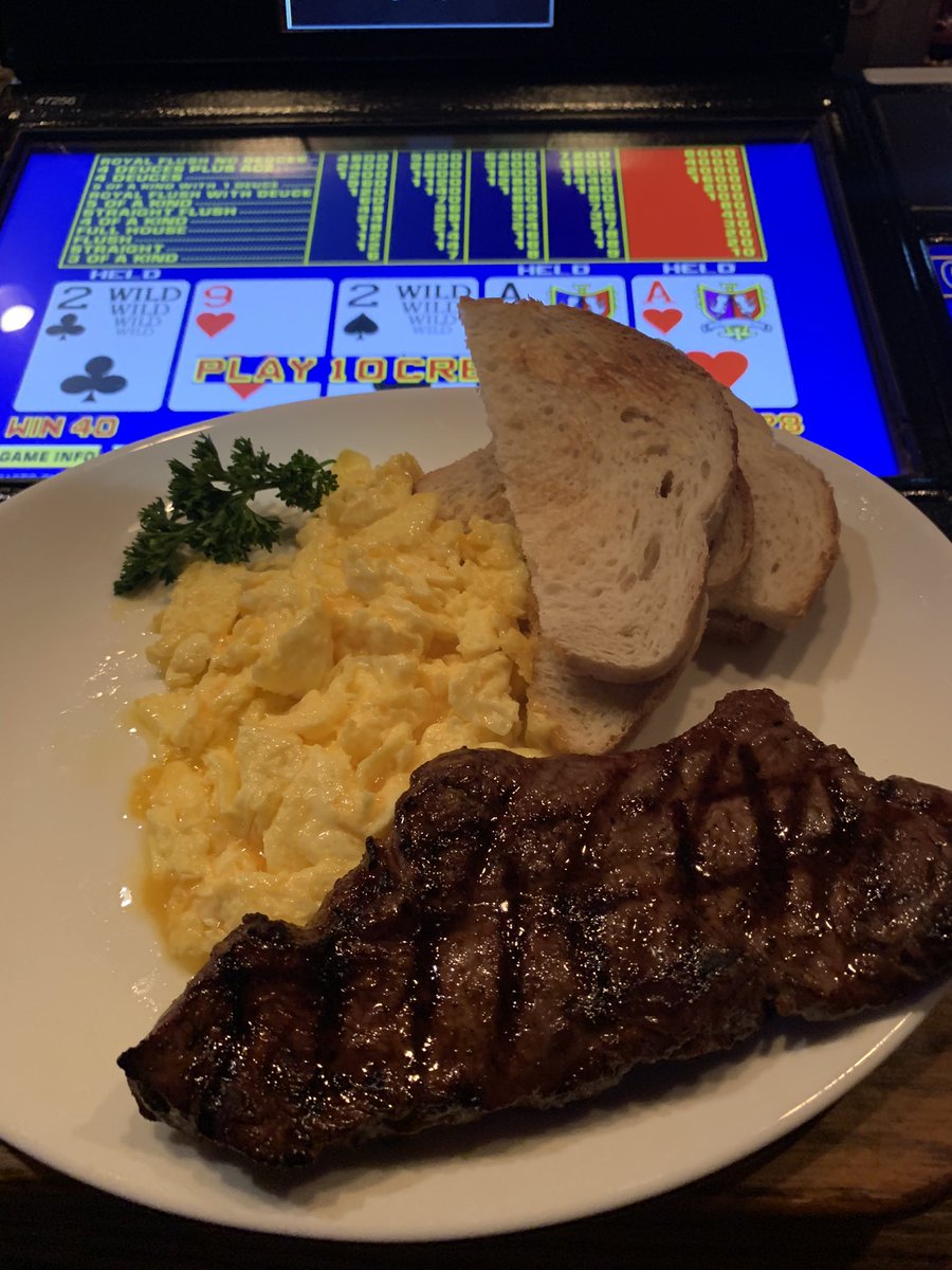 Tha3rdi's tweet image. Car Wash and breakFAST. #fatboyproblems  vacation has started