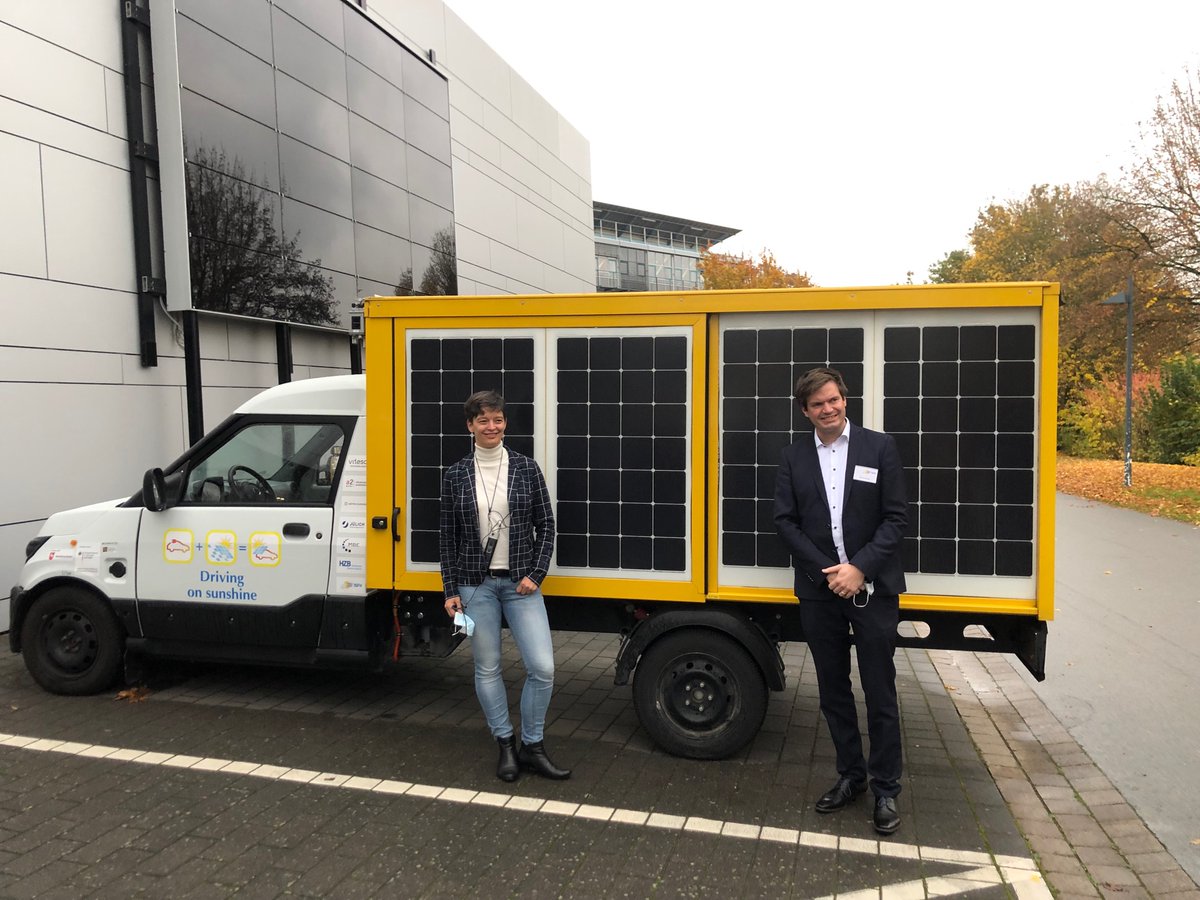 ZuseGem's tweet photo. Heutige Pressefahrt der @ZuseGem zu @iph und #ISFH zu #Energiewende und Nachhaltigkeit, von Mobilität bis Wärme. Dank anReferierende und Teilnehmende! https://t.co/REY72WLw00
